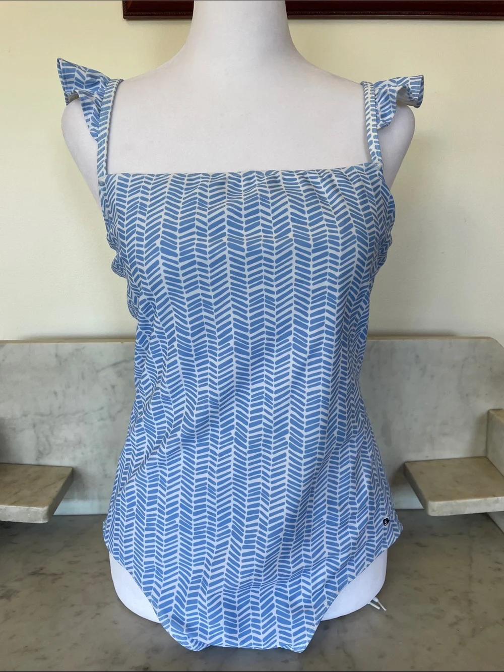 VINEYARD VINES Bayside Blue and White Chevron Ruffle Strap One-Piece Swimsuit M